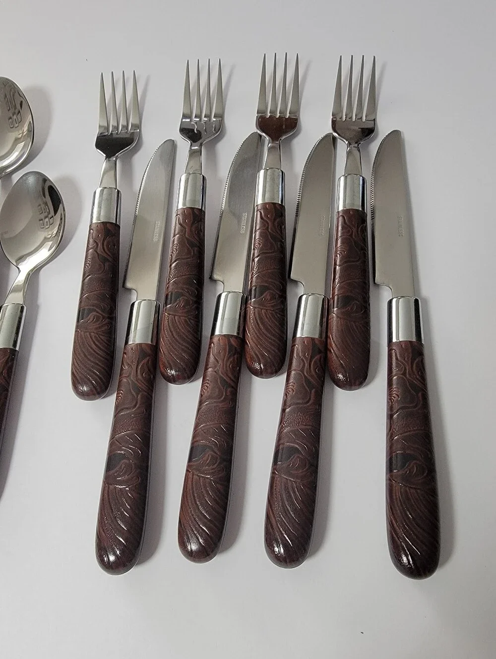New Western Cowboy Tooled Leather Style 16pc Flatware Set